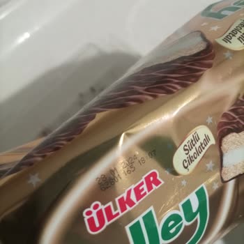 Ülker Yiyecekte Kurt Çıkması