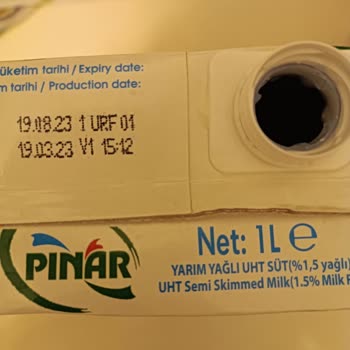 Pınar Süt Son Kullanma Tarihi Geçmemesine Rağmen Acımış!