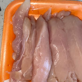 Erpiliç Tavuğun İçinden Kıl Çıkması