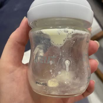 Hipp Baby Food Won't Mix Well in Water, Gives Constipation