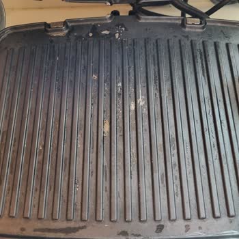 Tefal Pişmanlıktır. Tost Makinemiz Kullanılamaz Halde.