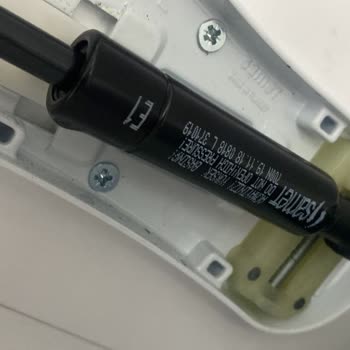 Samet A.Ş Dolap Pistonu Şikayeti