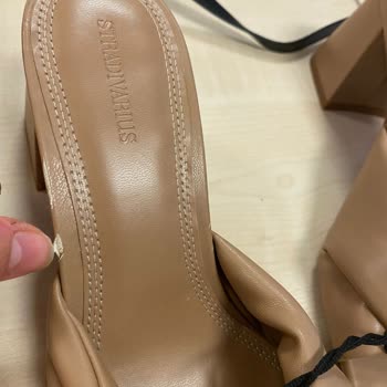 Stradivarius'tan Gelen Defolu Ürün