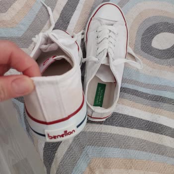 Benetton Ayakkabı Yıkamada Renk Verip Bozuldu