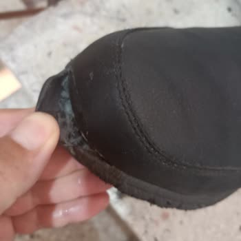 Skechers İş Ayakkabının Kalitesizliği Paranız Çöp Olmasın