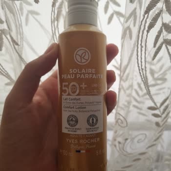 Yves Rocher Güneş Kremi Kıyafetleri Sarıya Boyuyor