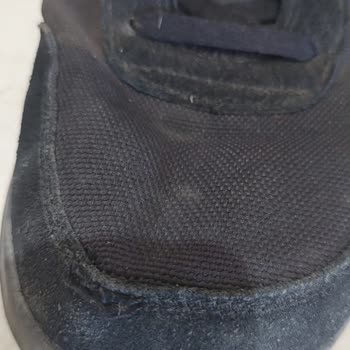 Skechers Ayakkabıda 3 Ayda Dikişlerin Atması