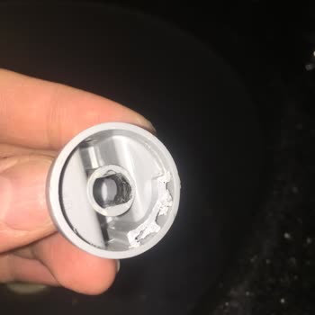 Aura Cebilon Servis Parçayı Kırdı