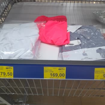 BİM Mağaza Müdürü Ve Personel Davranışı