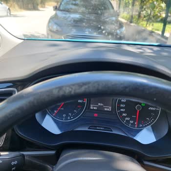 Seat Leon Marka Aracımın Direksiyonu Ve Vitesi Deforme Olup Aşınmıştı