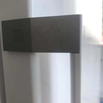 Vestel Buzdolabı Kapı Kolu Çıtlak