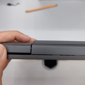 Media Markt Ekran Sorunu İçin Gönderdiğim Laptopun Bana Batarya Sorunu İle Verildi
