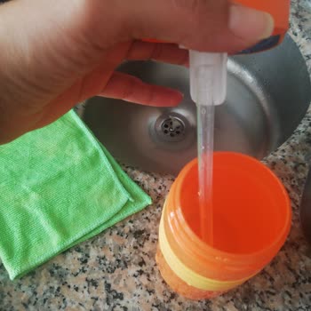Tommee Tippee Bardak Kokusu Ve Pipetle Çekerken Değişik Ses Gelmesi