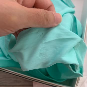 İpekyol Yırtık Giyilmiş Ürün Gönderdi