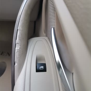 BMW Kapı Kolu Erimesi (F30)