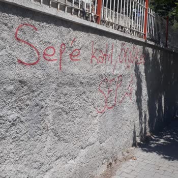 Yenimahalle Belediyesi Duvar Yazıları Her Yerde