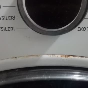 Samsung Çamaşır Makinesi Ön Yüzündeki Paslanma Sorunu
