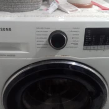 Samsung Çamaşır Makinesi Ön Yüzündeki Paslanma Sorunu