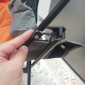 Migros Ege Kamp Sandalyesi Deformasyon Ve Kırılma