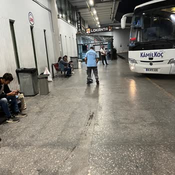 Kamil Koç Yanlış Peron Numarası Verip Otobüsü Kaçırmama Sebep Oldular