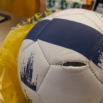 Şok Marketler Futbol Topu Defosu