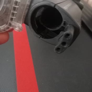 Grundig Vcp3930 Şarjlı Süpürge Gövdesi Kırılma Sorunu