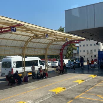 Isparta Petrol Turizm Otobüs Hostesi Bağırdı