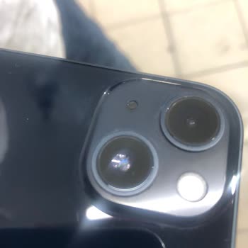 iPhone 13 Kamera Lensinin Çatlak Olması
