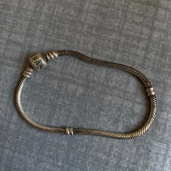 Pandora Mücevher Pandora Ürün Hakkında Yanlış Bilgi Verilip, Ürünle İlgilenmemesi