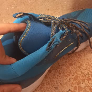 Sneaks Up Ürünlerinin Arkasında Durmuyor!