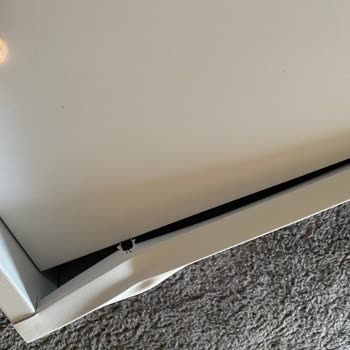 Koçtaş'tan Aldığım Ürün Kırık Gönderildi Ve 1 Aydır İade Edemiyorum.