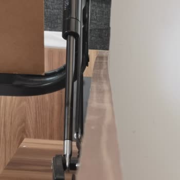 Vivense Baza Kalitesizliği Ve Kötü İşçilik