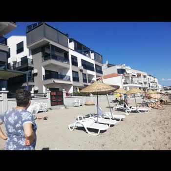 İzmir Dikili Belediyesi Çandarlı Da Halkın Denize Girmesi