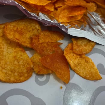 Lays Patates Yağlı Ve Yanık Ürün