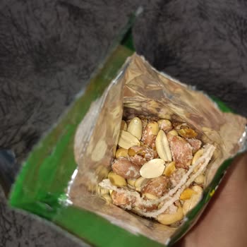 Peyman Tuzlu Fıstık İçinden Kıllı İp Çıktı