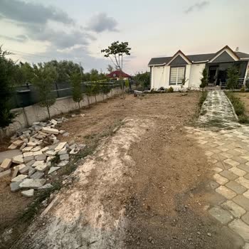 Başkent Doğalgaz Bahçe Peyzajını Bozdu!