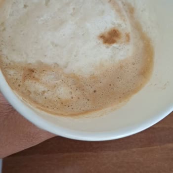 Starbucks Coffee Kahve Otomatı Bozuk Kahve