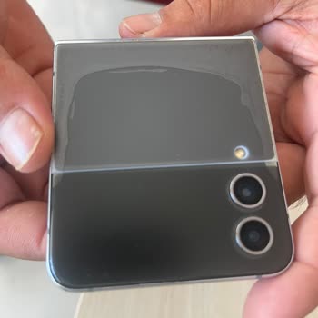Samsung Telefon Z Flip 4 Ekran
