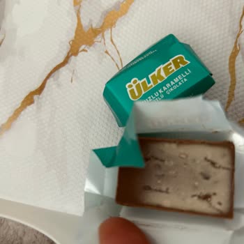 Ülker Markasının Çürük Çikolatası