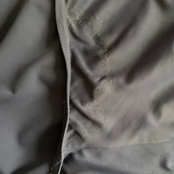 Adidas Marka Mayonun Kumaşının İlk Sezonda Erimesi!
