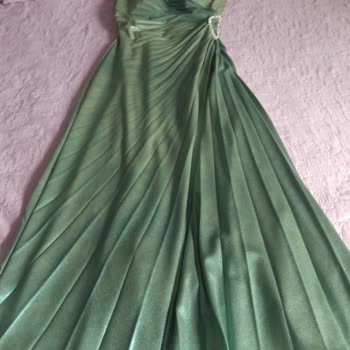 Aprel Abiye Kadıköy, Abiyenin Rengi Attı Muhatap Bulamıyoruz!