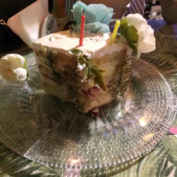 Adana İncir Meyhanesi Doğum Günü Pastamı Başkalarına Vermiş!