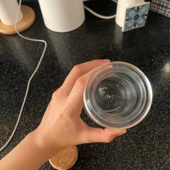 Paşabahçe Cam Şişesi Koku Ve Mantar Yapıyor