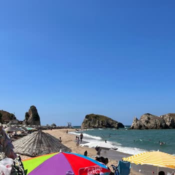 Şile Belediyesi Akçekese Plajı İkiye Bölünmüş