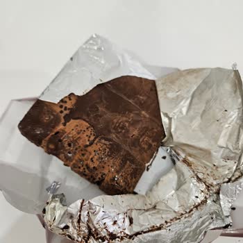 Nestle Bitter Çikolata Bozuk Geldi
