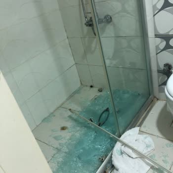 Bilgehan Hotel İnsan Hayatını Tehdit Edecek Düzeyde Bakımsızlık Ve Art Niyet