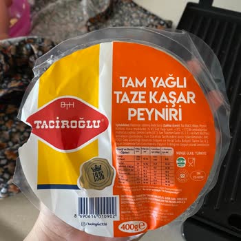 Taciroğlu Tam Yağlı Taze Kaşar Peyniri