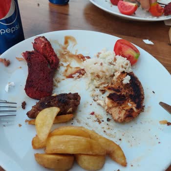 Sakarya Büyükşehir Belediyesi Acarlar Longozu'ndaki Belediye Cafesinin Denetlenmesi