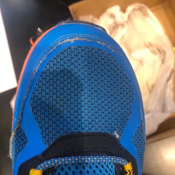 Skechers Ayakkabıda Yırtılmalar Deformeler Meydana Geldi