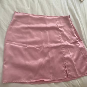 Meka Butik Ellerinde Kalan XL Eteği XS Diye Pazarlamaları